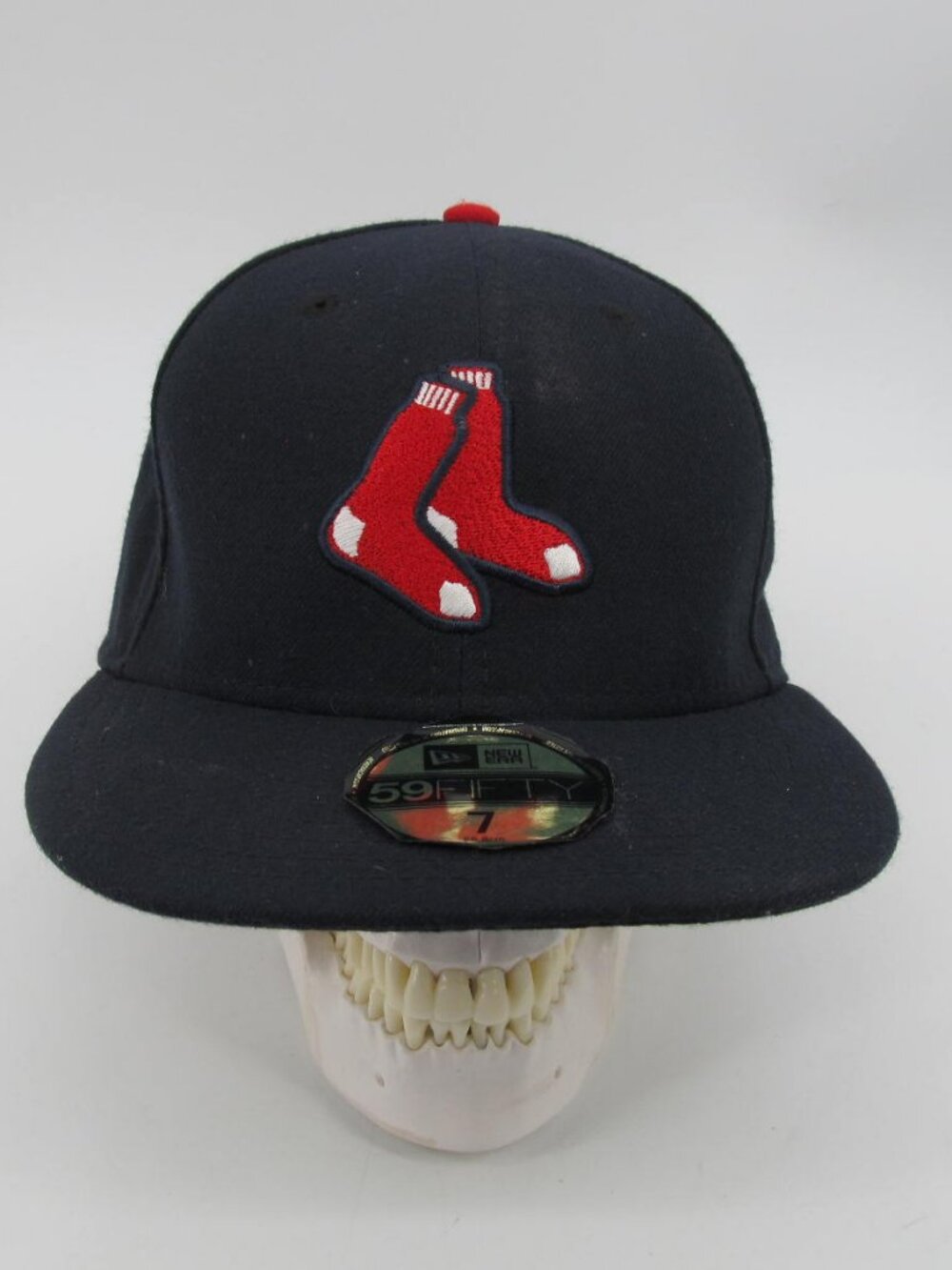 Boston Red Sox New Era 59FIFTY MLB Authentic Fitted Cap Hat Socks SIZE 7